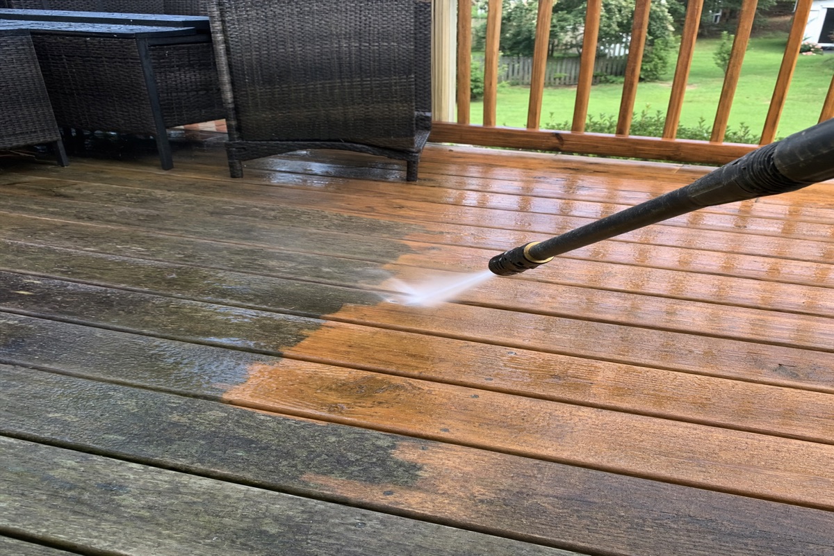 Deck and patio cleaning Stone Mountain GA